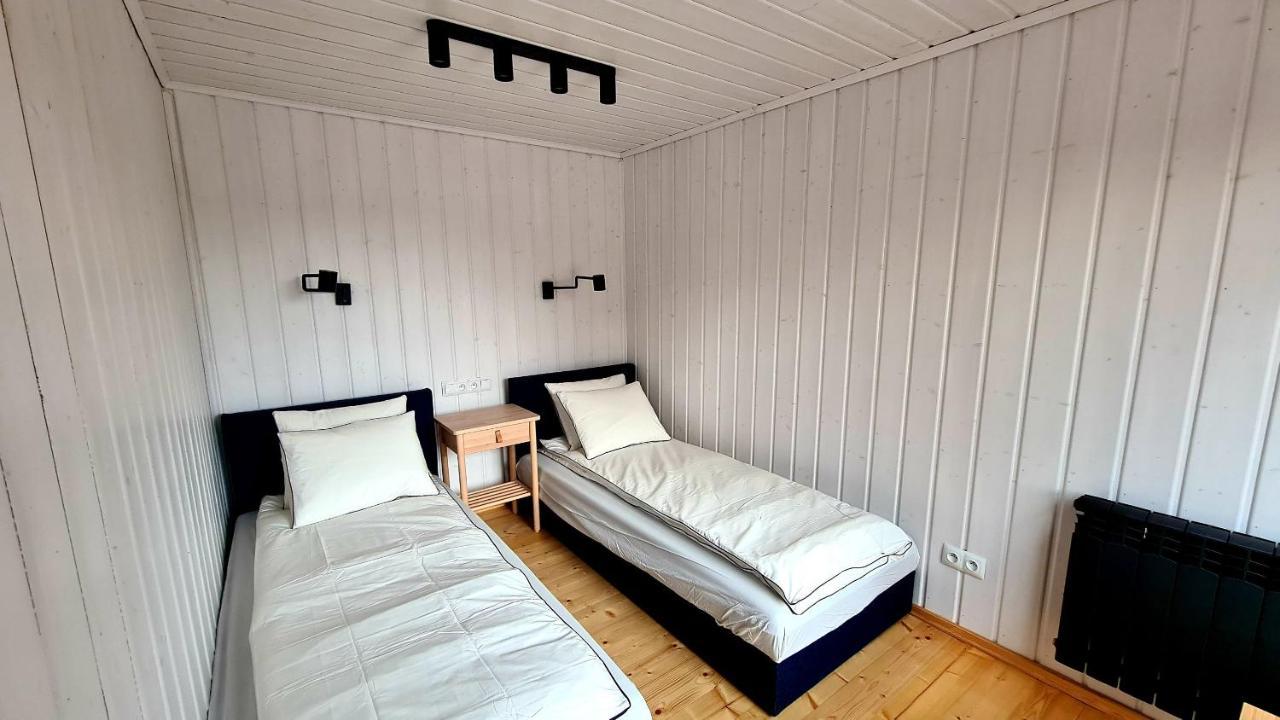 Oberza Pod Zlotym Prosiakiem Hotel Nieborów Eksteriør billede