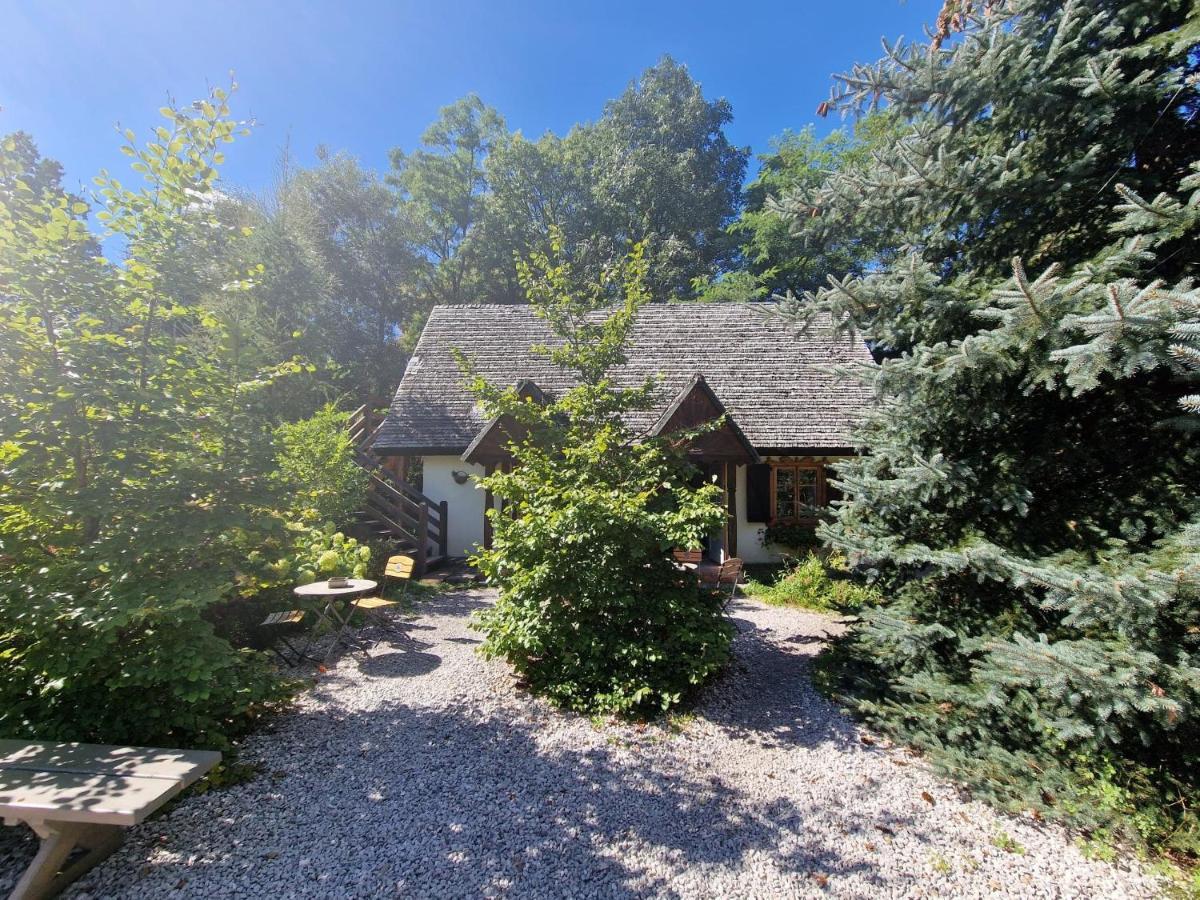 Oberza Pod Zlotym Prosiakiem Hotel Nieborów Eksteriør billede