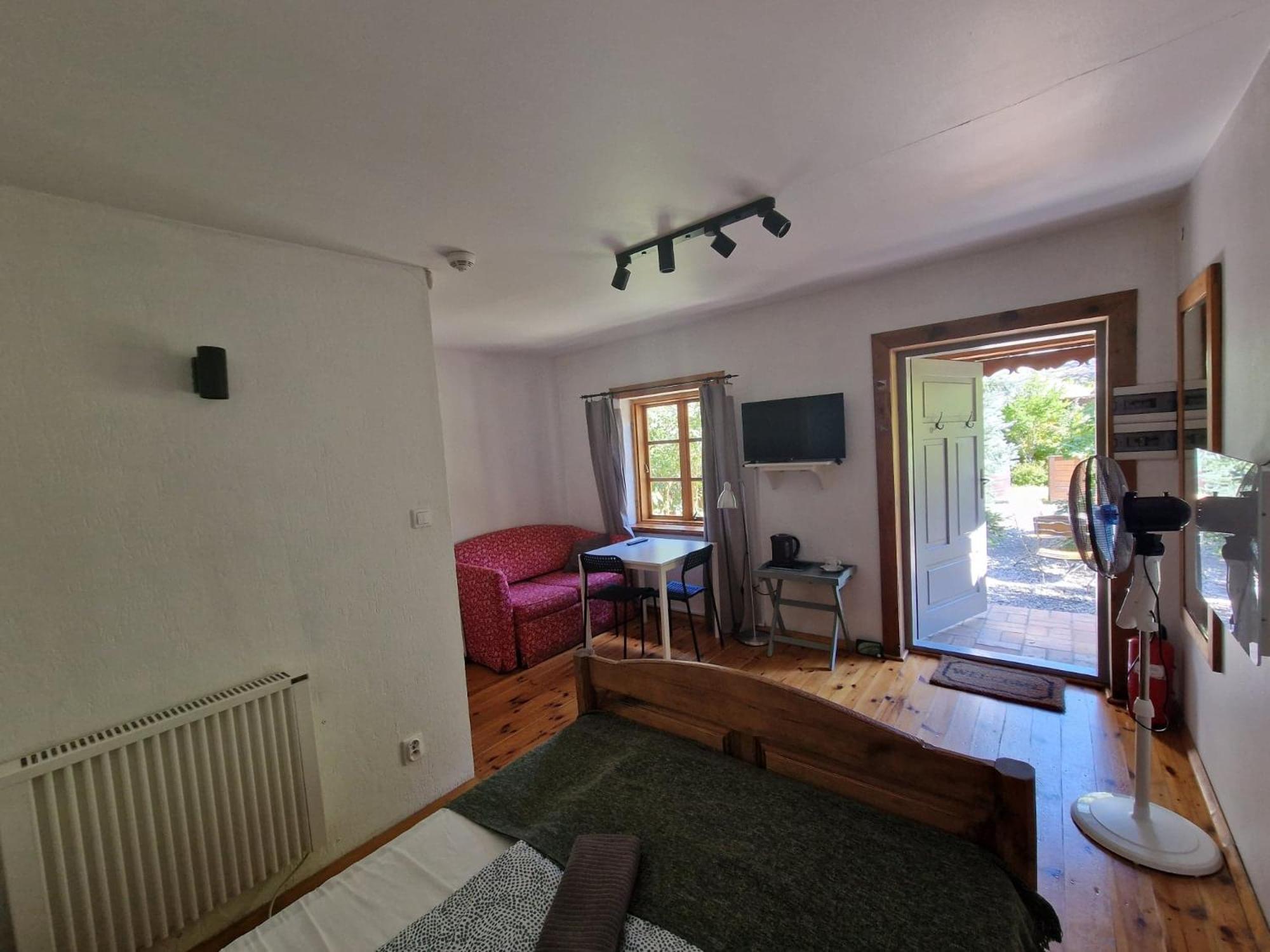 Oberza Pod Zlotym Prosiakiem Hotel Nieborów Eksteriør billede