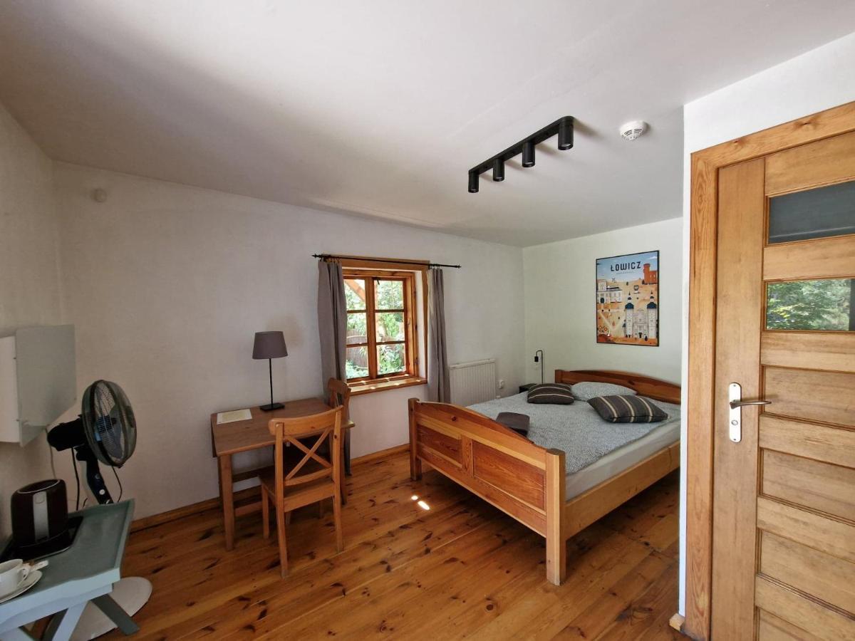Oberza Pod Zlotym Prosiakiem Hotel Nieborów Eksteriør billede