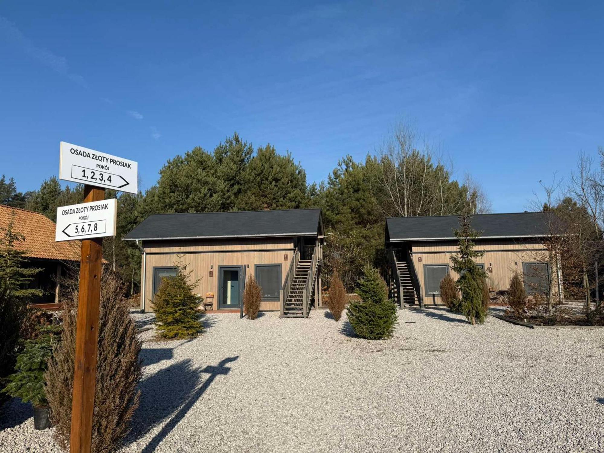 Oberza Pod Zlotym Prosiakiem Hotel Nieborów Eksteriør billede