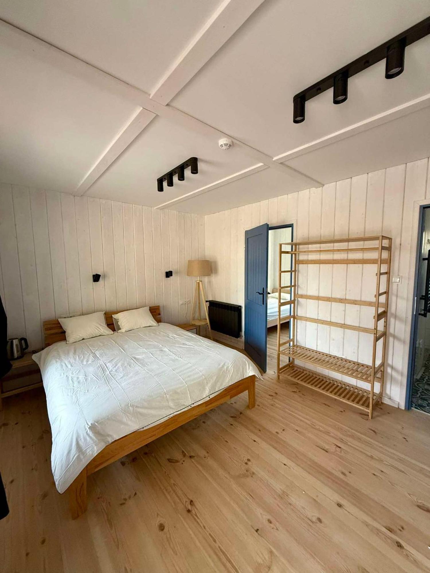 Oberza Pod Zlotym Prosiakiem Hotel Nieborów Eksteriør billede