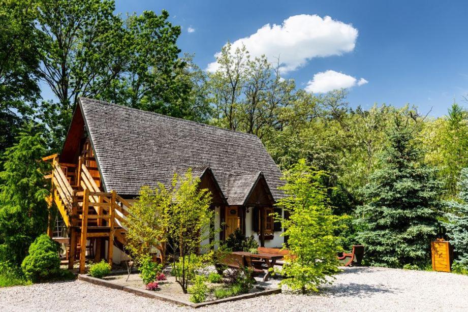 Oberza Pod Zlotym Prosiakiem Hotel Nieborów Eksteriør billede